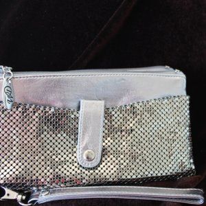 Vtg Whiting & Davis Silver Tone Wallet Two zipper Closure Pocket Wristlet